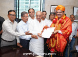 Okkaligara Sangha Meets CM Fadnavis A.jpg